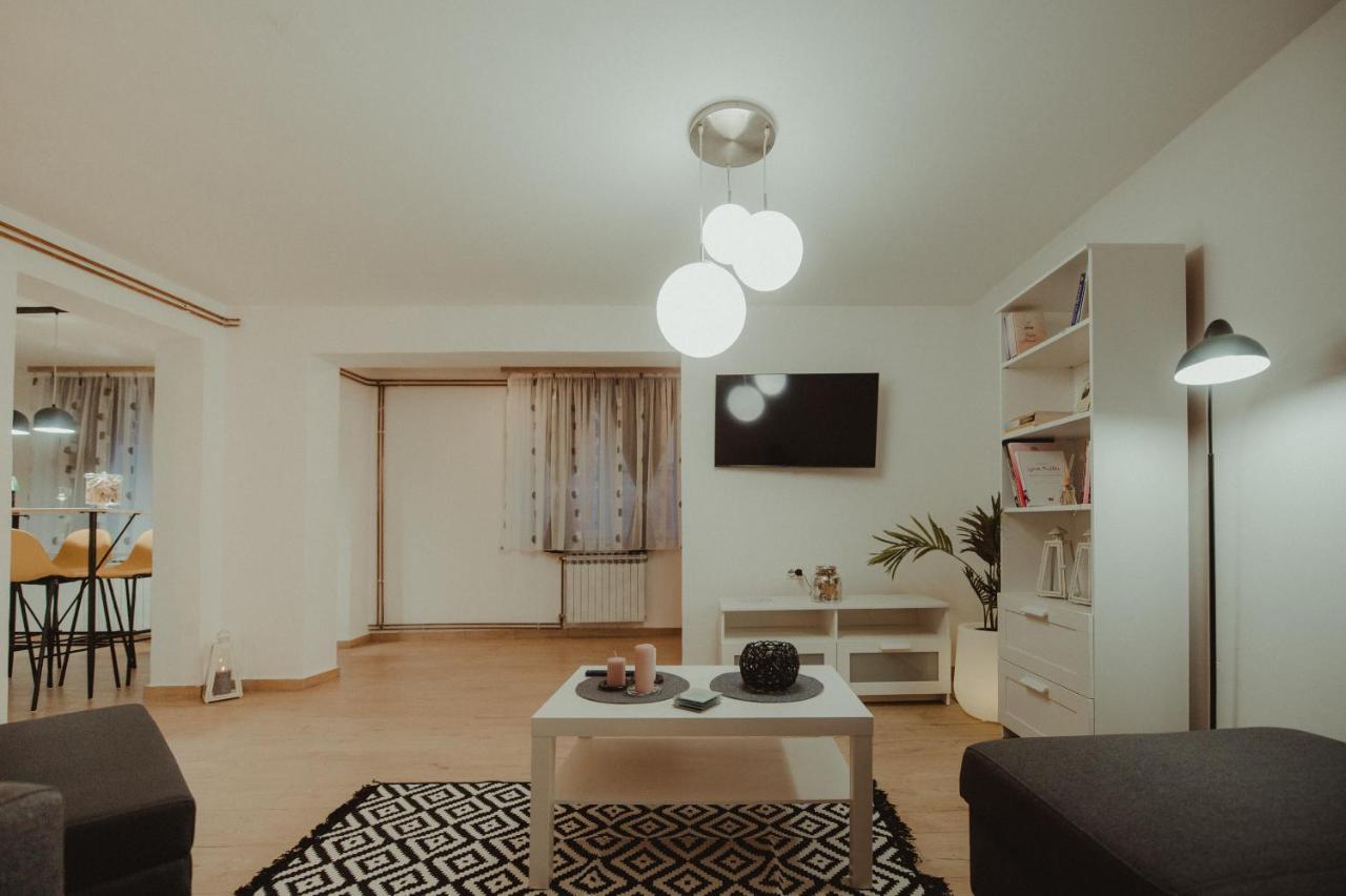 Kucica Apartment Dakovo Luaran gambar